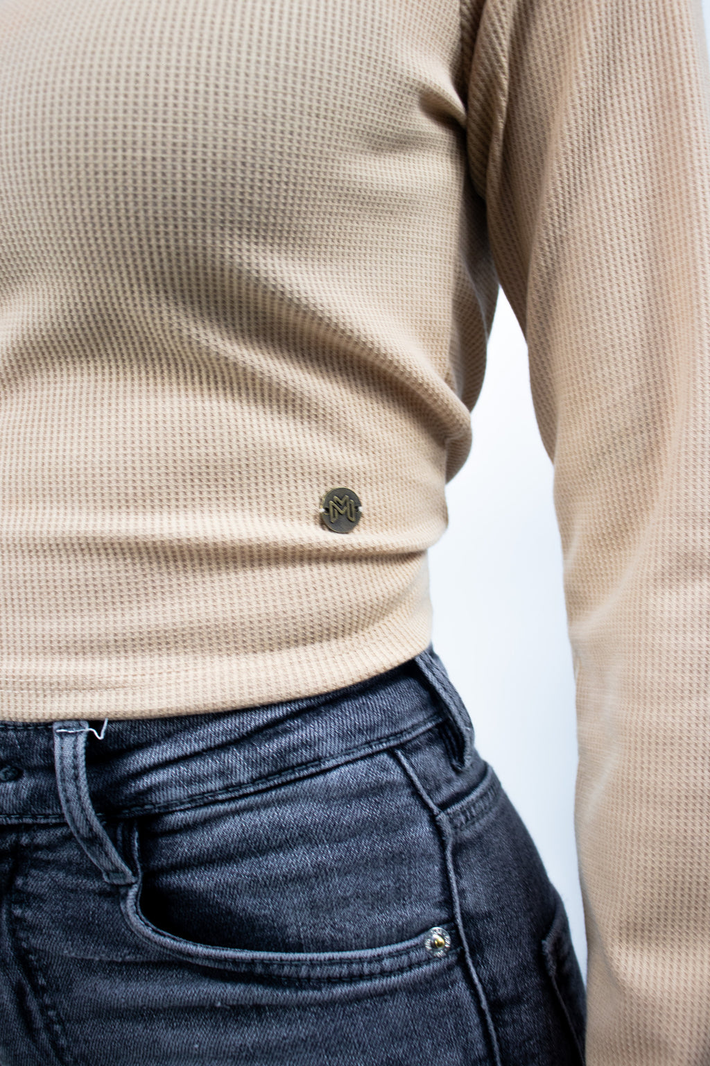 Crop Manga Larga ScoteEsplada 0102