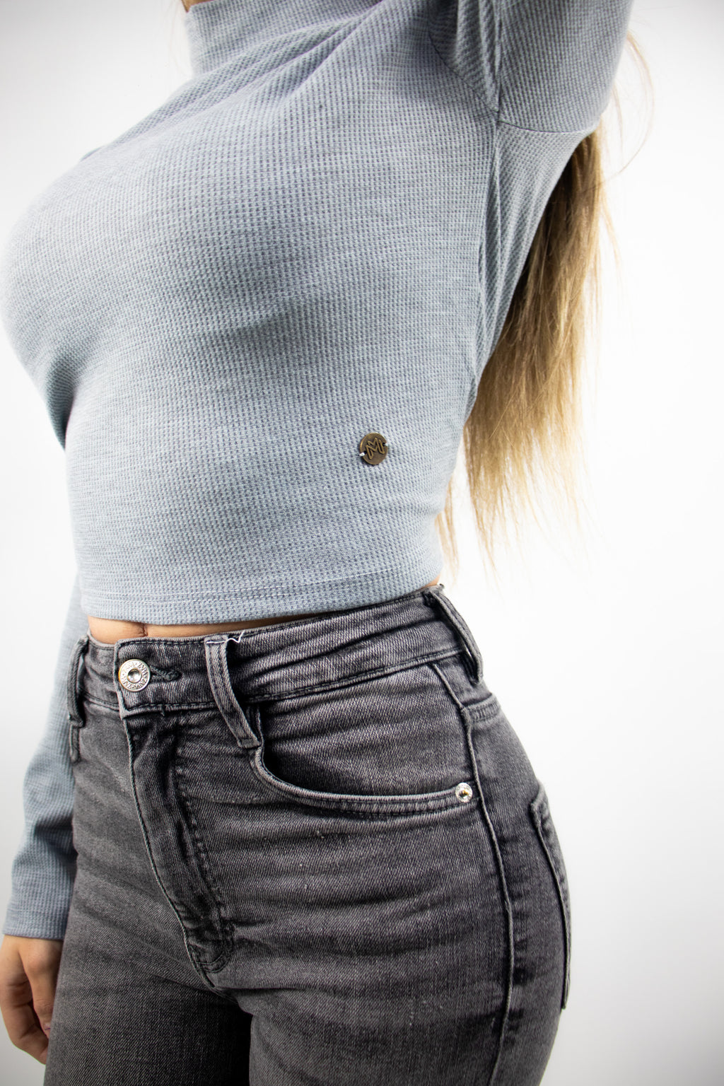 Crop Manga Larga Scote Espalda 0101